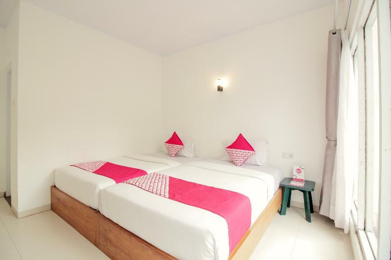 Oyo 396 Tibrae Residence Syariah Lembang Ngoại thất bức ảnh